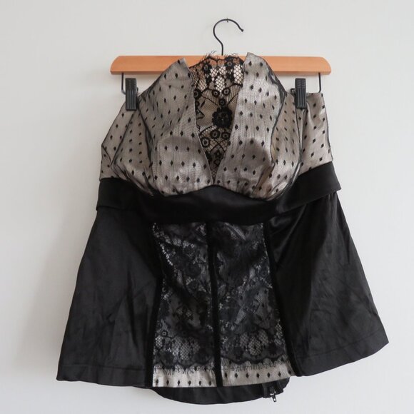 VINTAGE TORRID Y2K Black Lace Satin Bustier Top Goth Whimsigoth Fairy 2X - Picture 2 of 14